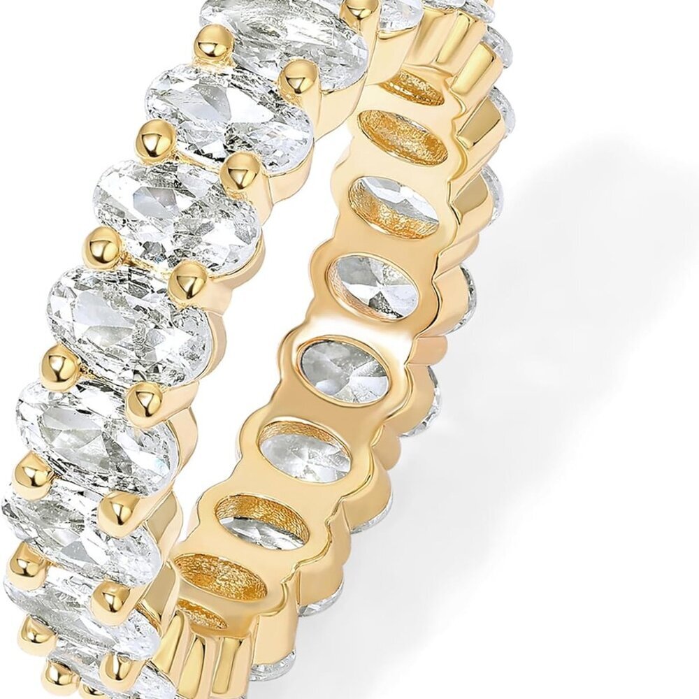 Elegant Gold and Silver Women's Ring